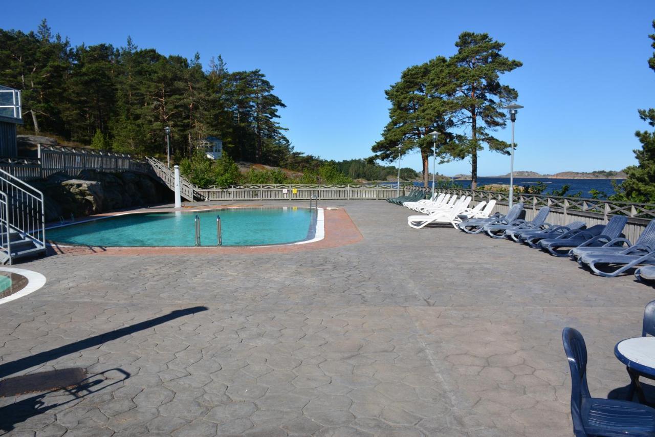 Hallestrand Vandrarhem Strömstad エクステリア 写真