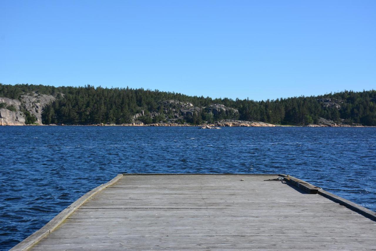 Hallestrand Vandrarhem Strömstad エクステリア 写真