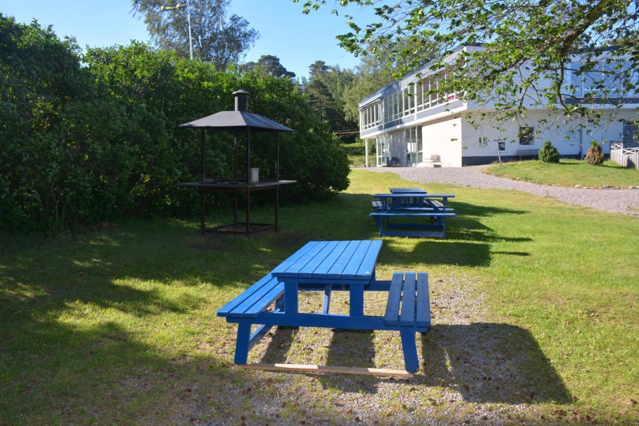 Hallestrand Vandrarhem Strömstad エクステリア 写真