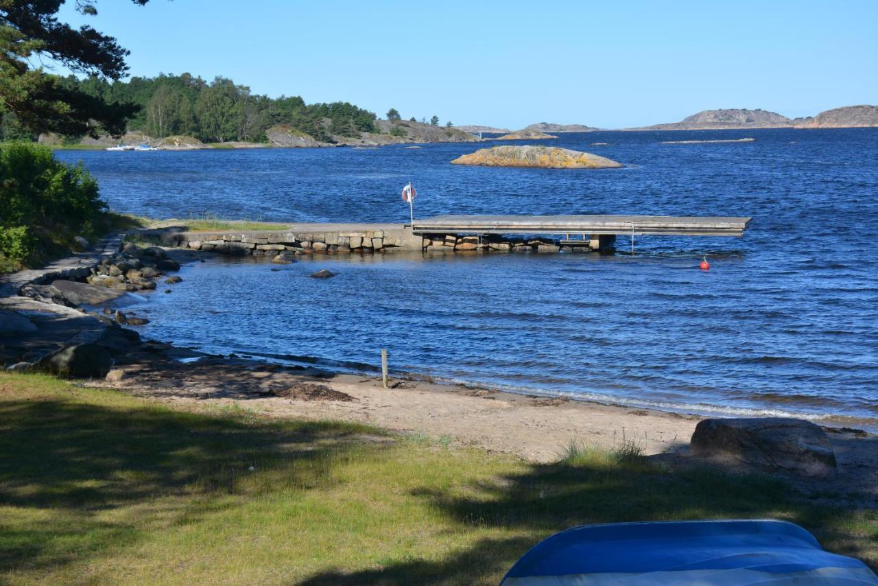 Hallestrand Vandrarhem Strömstad エクステリア 写真