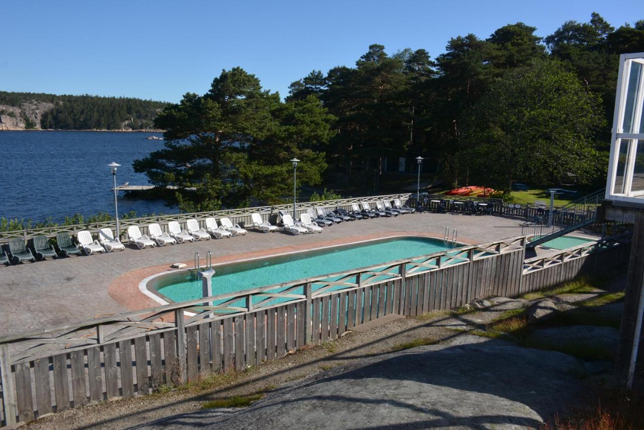 Hallestrand Vandrarhem Strömstad エクステリア 写真