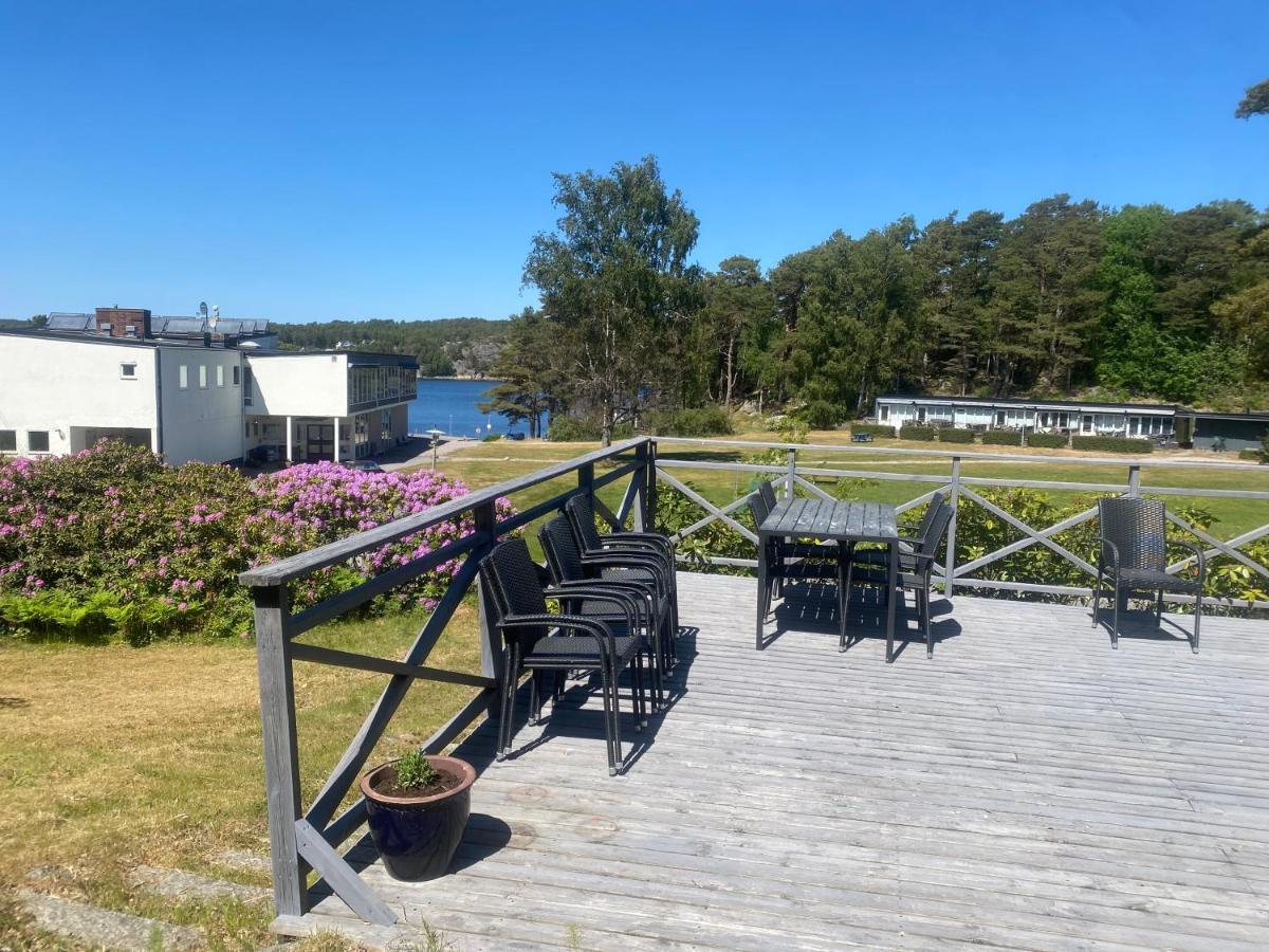 Hallestrand Vandrarhem Strömstad エクステリア 写真